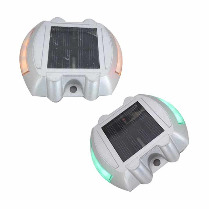高可視性 太陽光 猫目 道路 ステッド 高明るさ 道路安全のために LED